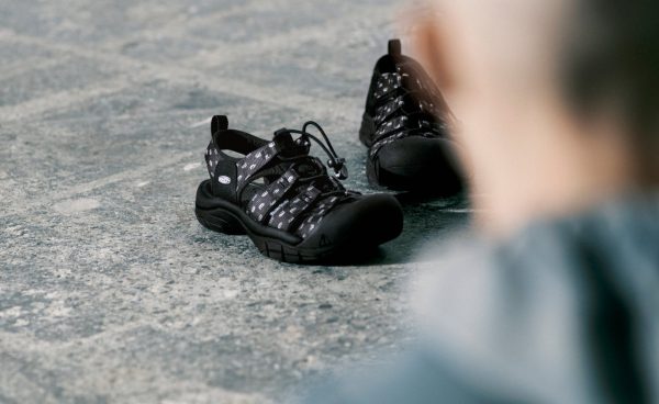 Men's Newport Retro Sandal x ??tudes Studio  |  Etudes Black